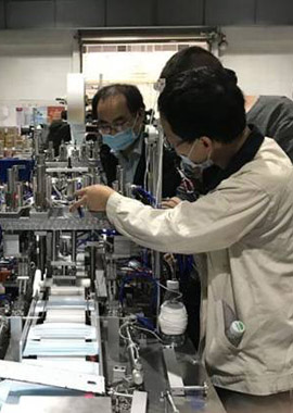 蹲守4天只為1臺(tái)口罩機(jī)！這家南海牛企引全國(guó)客戶來(lái)?yè)屬?gòu)